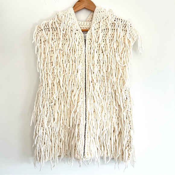 ECOTE Natural Cream Wool Blend Fringe Shaggy Knit Hoodie Zipper Vest Sz M NWT - Picture 2 of 13